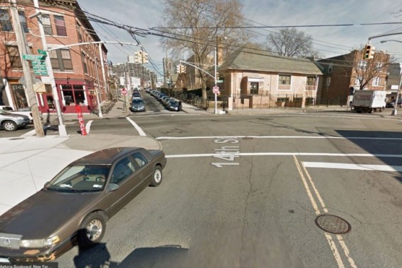 Location-14th-Street-and-Astoria-Blvd-e1441027300360