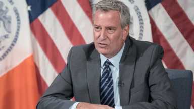 Mayor-Bill-de-Blasio-holds-at-a-press-briefing-media-at-City-Hall-Wednesday-Michael-Appleton_Mayoral-Photography-Office-via-Flickr