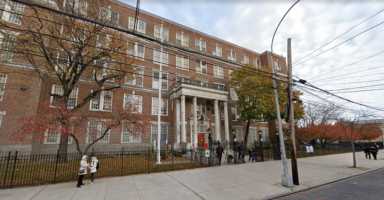 P.S.-122-The-Mamie-Fay-School-in-Astoria-Google-Maps_f84c68