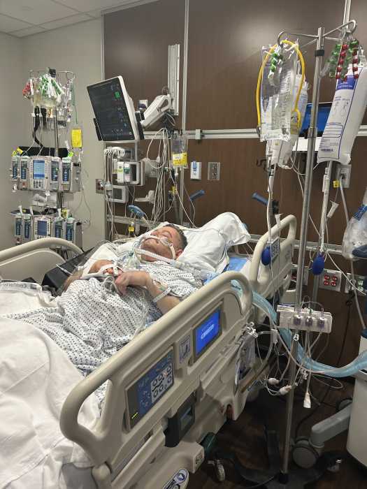 Parlatore in the ICU. Photo: Cathy Clarke/Mount Sinai Hospital.