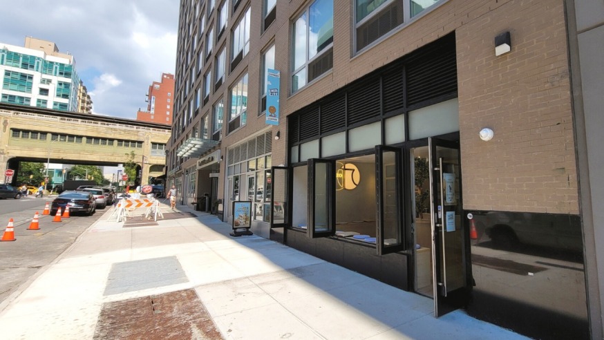 One- Zo Bubble Tea (Photo Michael Dorgan, Queens Post) (13)