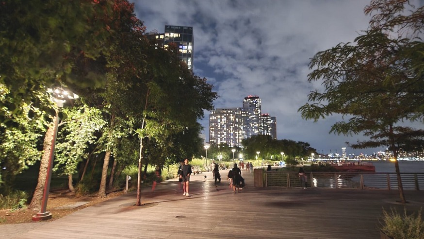 gantry plaza state park lights
