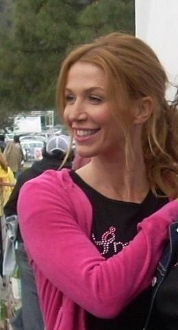 Poppy_Montgomery