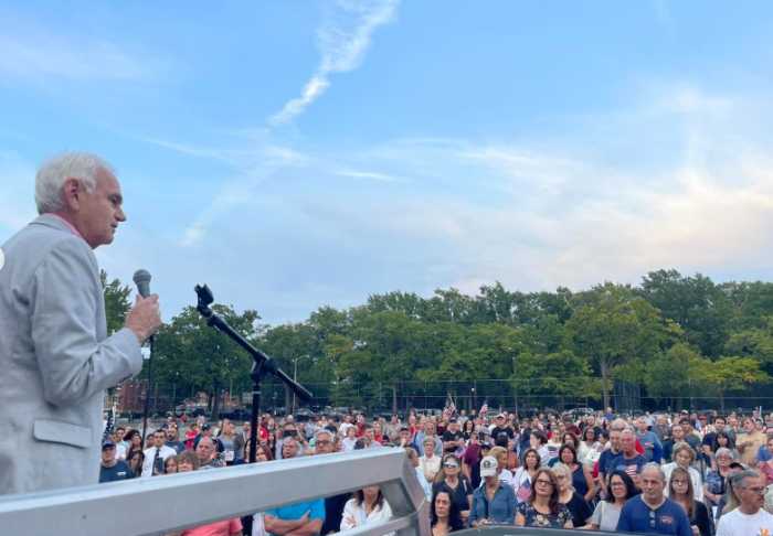 Council Member Robert Holden speaks at a Glendale event honoring Charlie Kirk. Photo courtesy of Robert Holden Instagram.