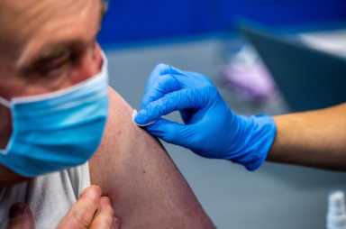 Senior-Vaccine-Cuomo-Flickr-030821