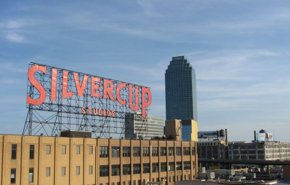 Silvercup_Studios_and_Citicorp_Building_from_Queensboro_Bridge