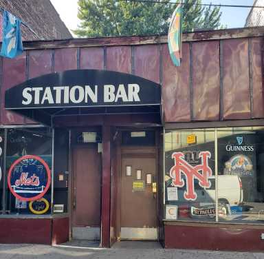 Station-Bar-exterior