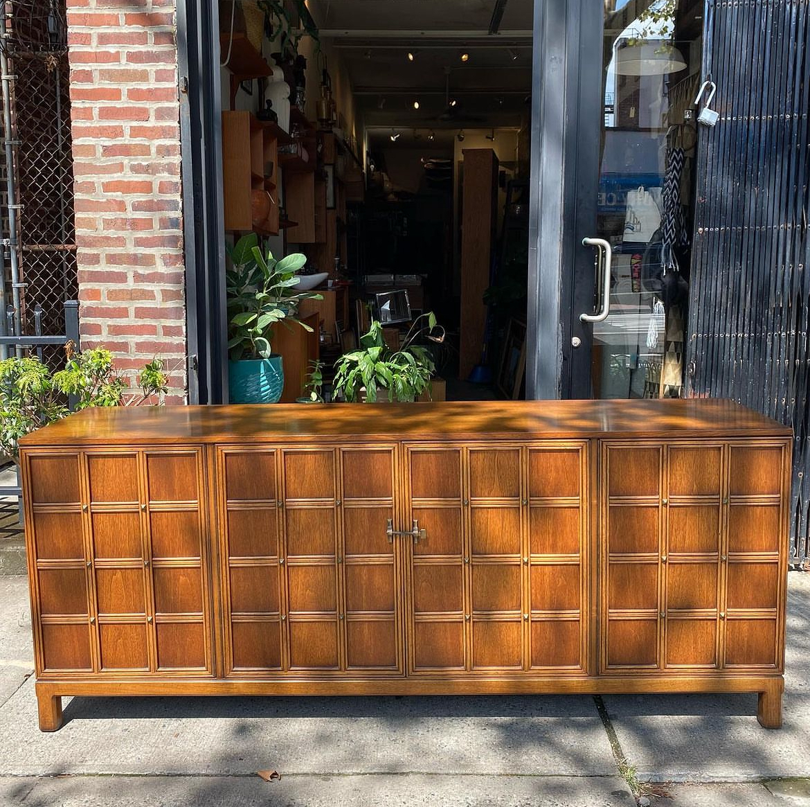 Spring refresh: 10 unique home stores to check out in Western Queens – QNS