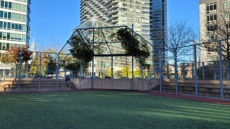 The softball area at Gantry Plaza State Park Sports Field (Photo Michael Dorgan, Queens Post) (1)