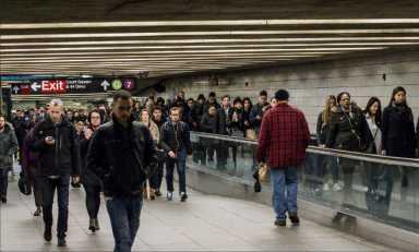 accessqueens_courtsqmoving