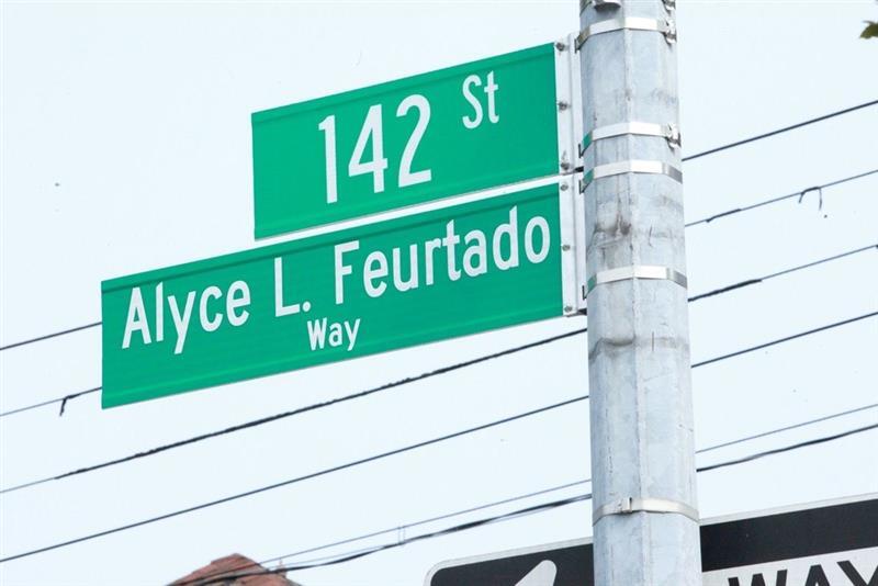 City Council Speaker Adrienne Adams joined the King of Kings Foundation and southeast Queens community leaders to unveil “Alyce L. Feurtado Way” at the intersection of 142nd Street and 106th Avenue in Jamaica.