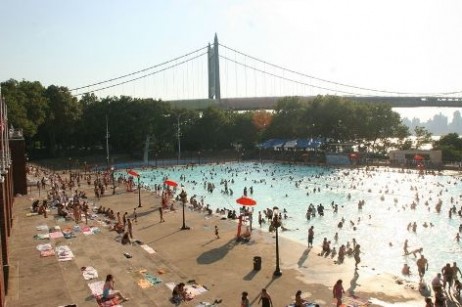 astoriapool-462×3071-1