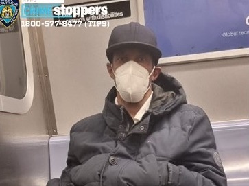 Man Exposes Himself on R Train at Queens Plaza – QNS