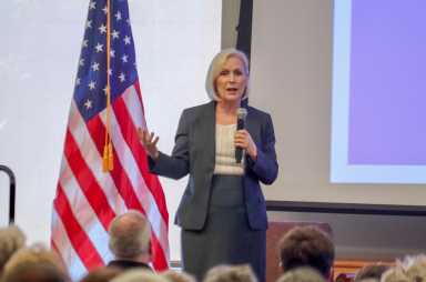 gillibrand_townhall_twitter