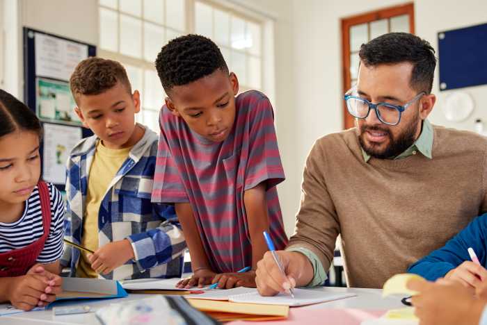 Students and parents can nominate their favorite Queens teachers for a prestigious teaching award. 
