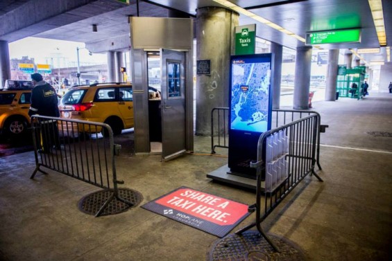 taxiairport-e1439403831647