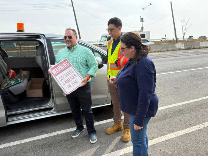 New anti-litter signs and a dozen new trash cans were installed along the Joseph P. Addabbo Bridge in September. Howard Beach Lindenwood Civic Association Co-President Phyllis Inserillo was on hand for the installations in her capacity as Council Member Joann Ariola's Chief of Staff.
