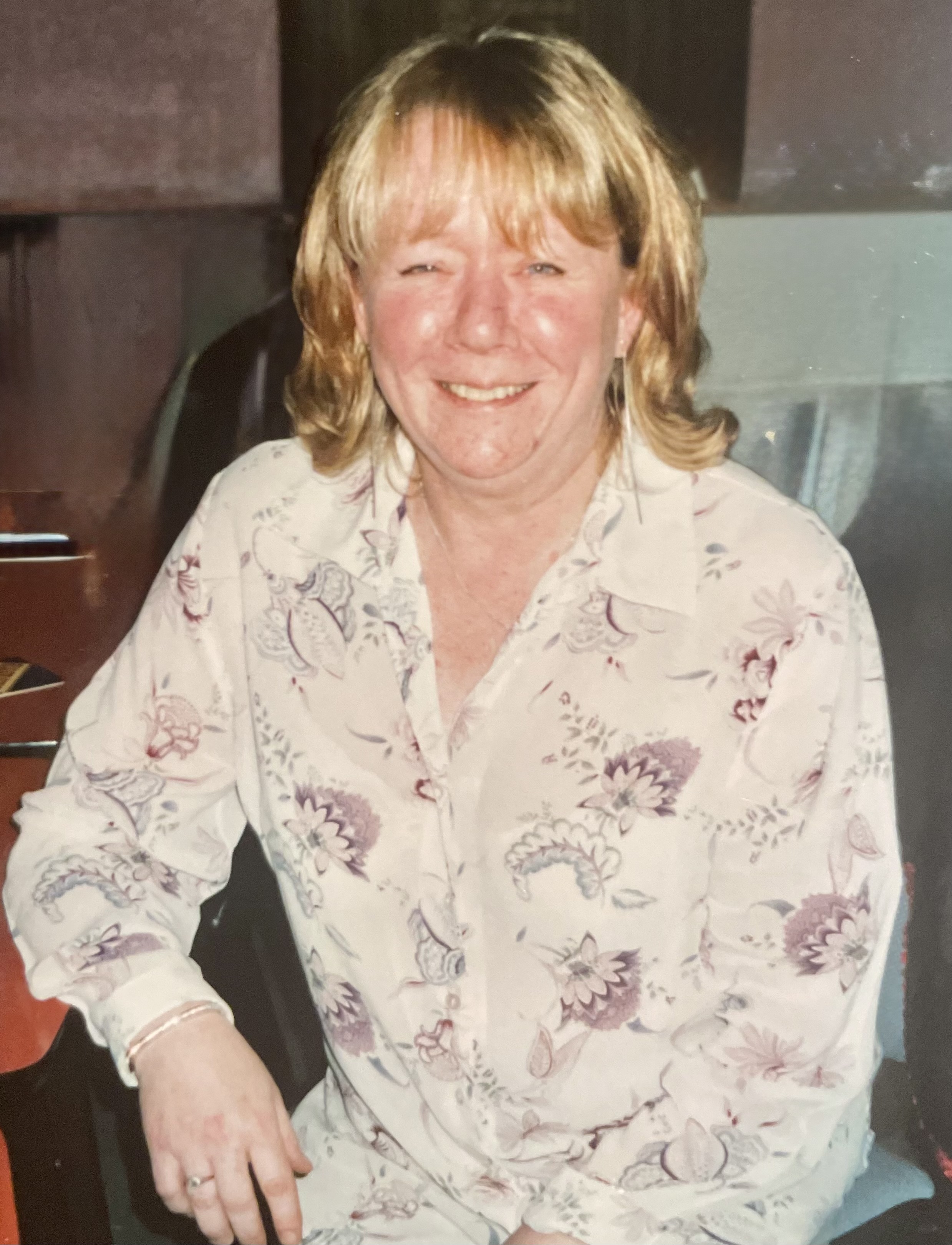 The event was organized by Forest Hills breast cancer survivor Clara Ramsey in memory of her mother, Lesley Connelly, who died last year from metastatic breast cancer.