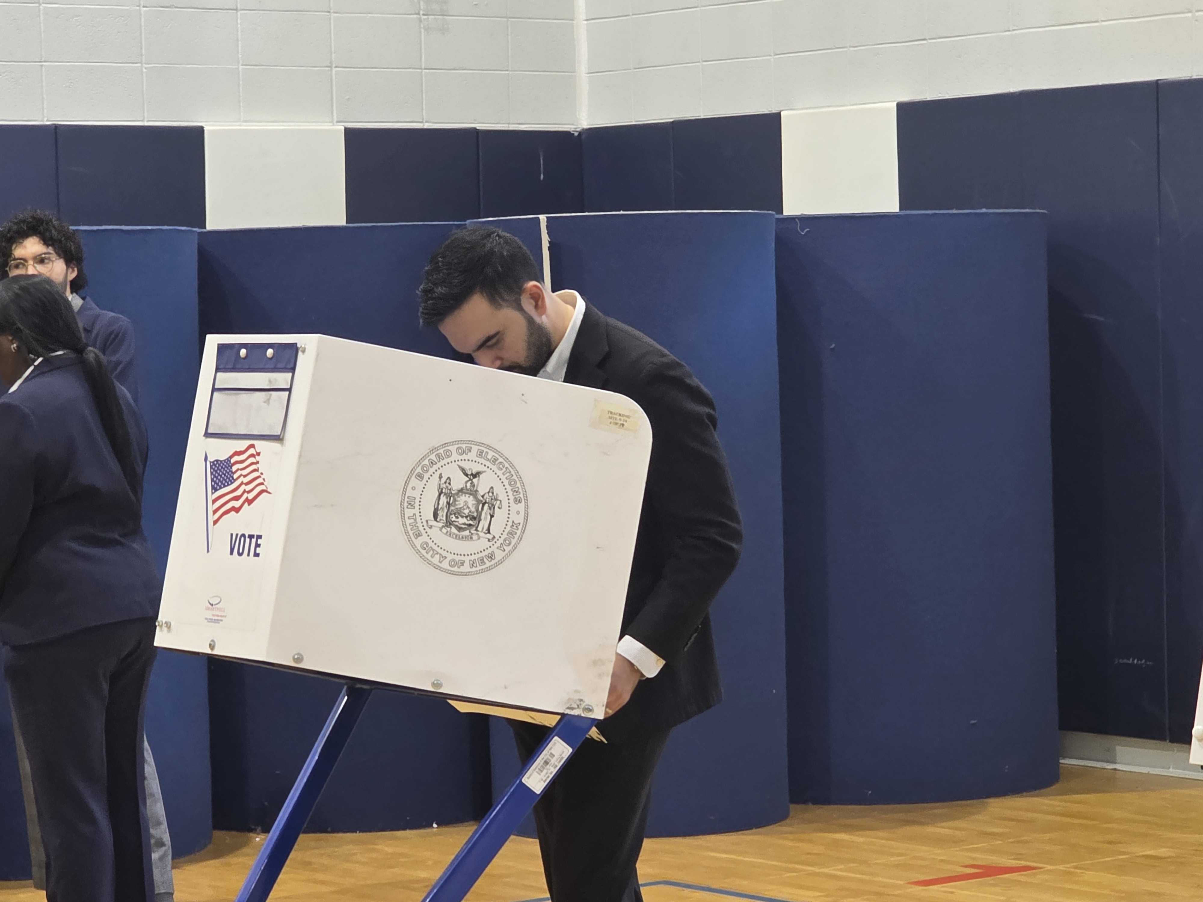 Democratic mayoral nominee Zohran Mamdani cast his ballot at Frank Sinatra School of the Arts High School early Tuesday morning.