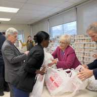 Council Member Lynn Schulman distributes turkeys to healthcare workers at Jamaica Hospital. Photo courtesy of office of Council Member Lynn Schulman.