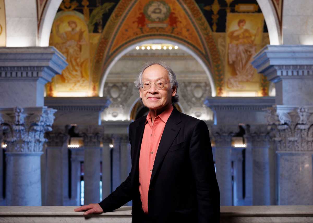 National Poet Laureate Arthur Sze to host free public reading at