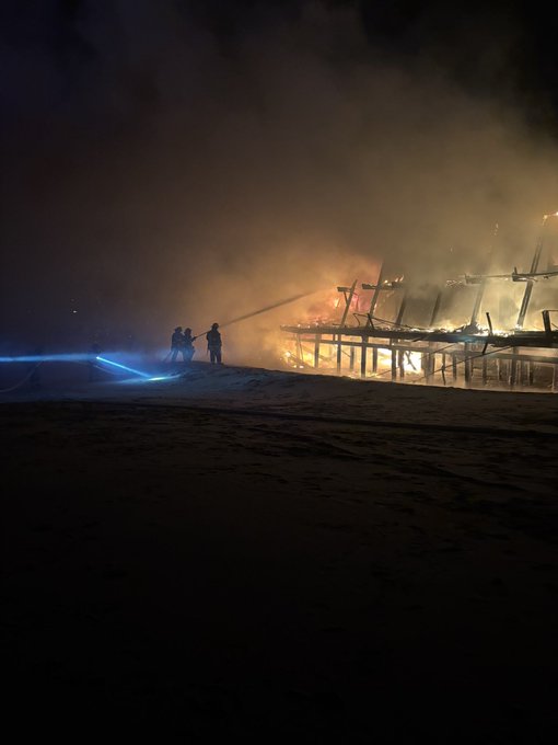 Cabana building at Silver Gull Beach Club in Breezy Point heavily damaged during 3-alarm blaze early Wednesday morning: FDNY