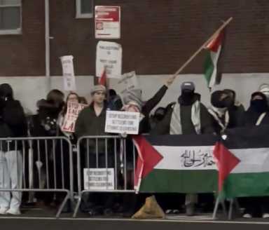 Anti-Zionist protesters were filmed chanting in support of Hamas, according to a video posted by Luke Tress on his X account.