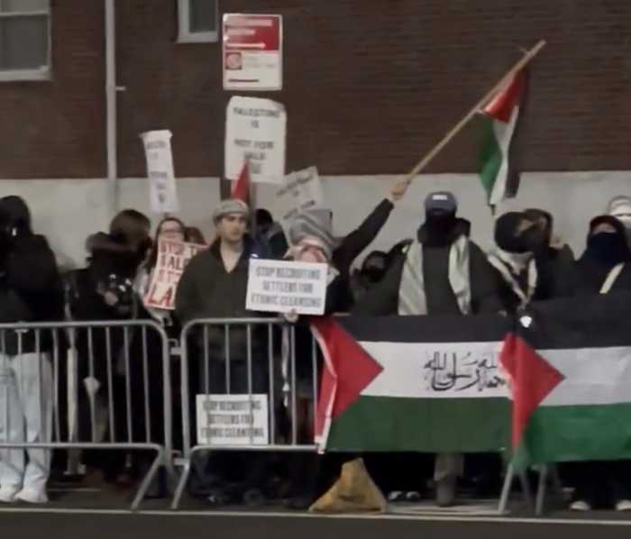 Anti-Zionist protesters were filmed chanting in support of Hamas, according to a video posted by Luke Tress on his X account.