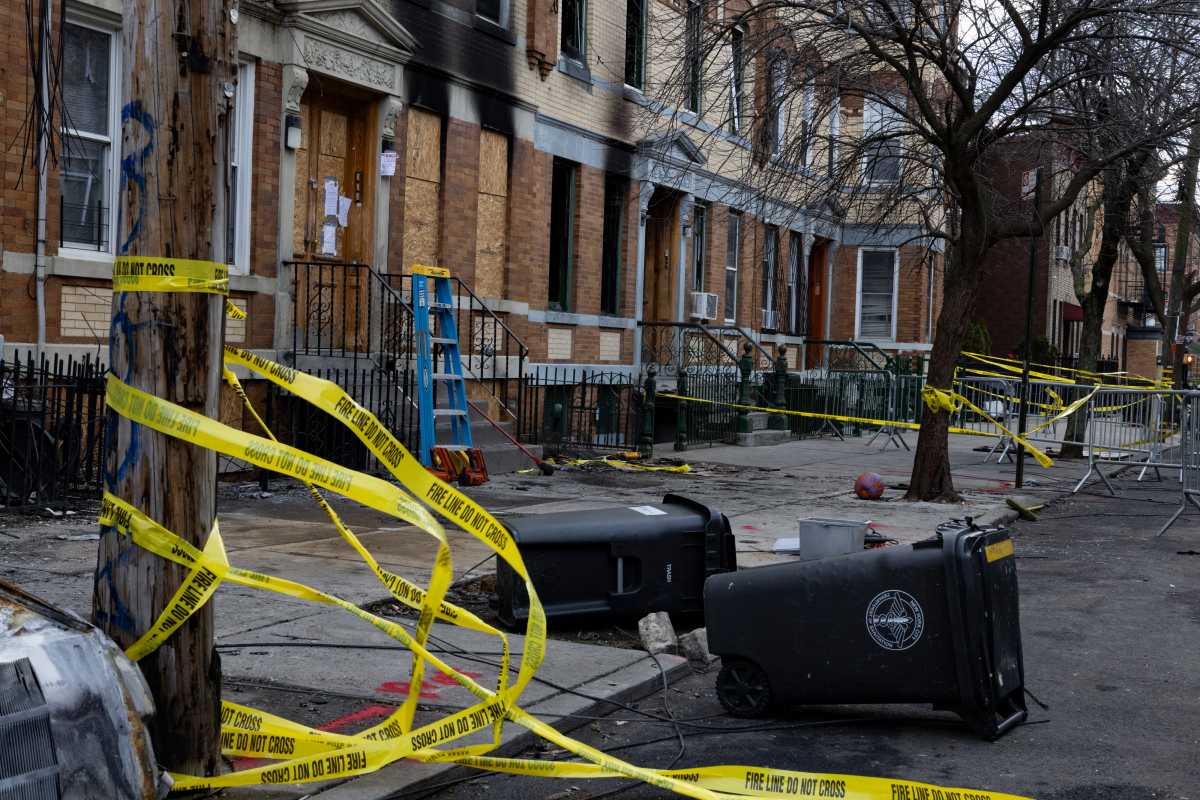 'It's really heartbreaking': Ridgewood rallies to help victims of five-alarm Madison Street fire - QNS