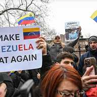 Venezuelans gather outside federal court in Manhattan on Monday during the arraignment of Venezuelan President Nicolás Maduro. Photo by Dean Moses.
