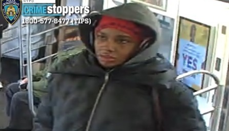 7 train rider assaulted in Jackson Heights after she asked woman to move away from her: NYPD