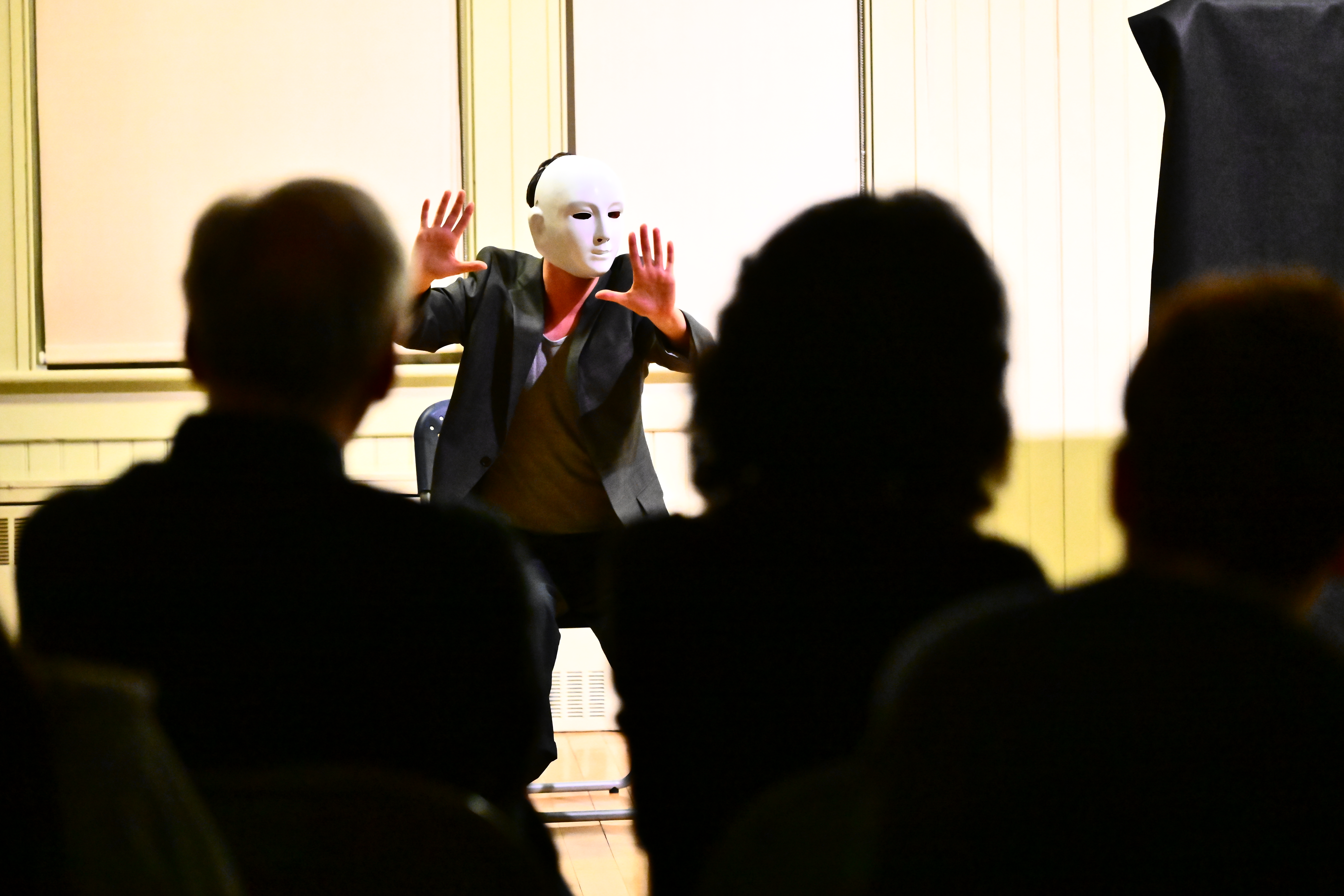 Maspeth Town Hall's hosted Saturday Night Arts last weekend, featuring three talented choreographers from throughout the borough who performed in front of a full house.